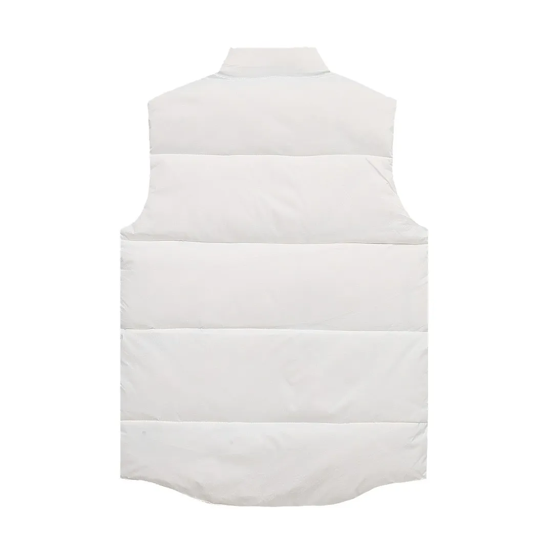 P480 White] Canadagoose/Canada Goose White Label Glacier Down Vest Canada Goose's new "Northern Lights Series" down vest Canada Goose's new "Northern Lights" Northern Lights White Label Down Vest is on sale! The light and layered colors give people the feeling of being trapped in the mist around icebergs and glaciers. It can be said to be very dreamy! Original YKK zipper, Size:XS-XXL